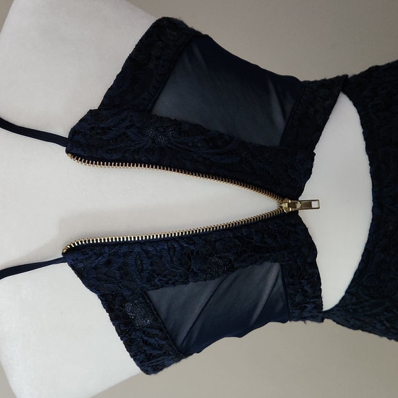 Emerald Sundae Lace Cutout Mini Dress - Picture 7 of 12